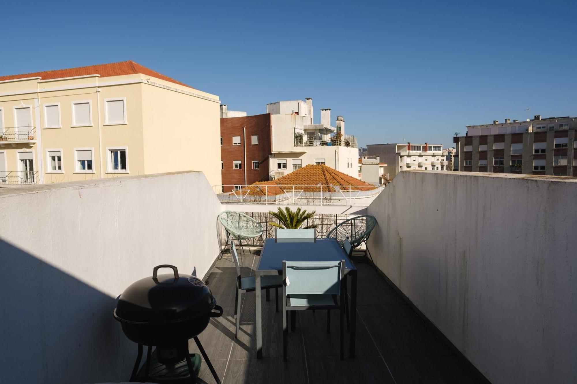 Casa Da Fonte - Vintage House And Rooftop Figueira da Foz Exterior foto